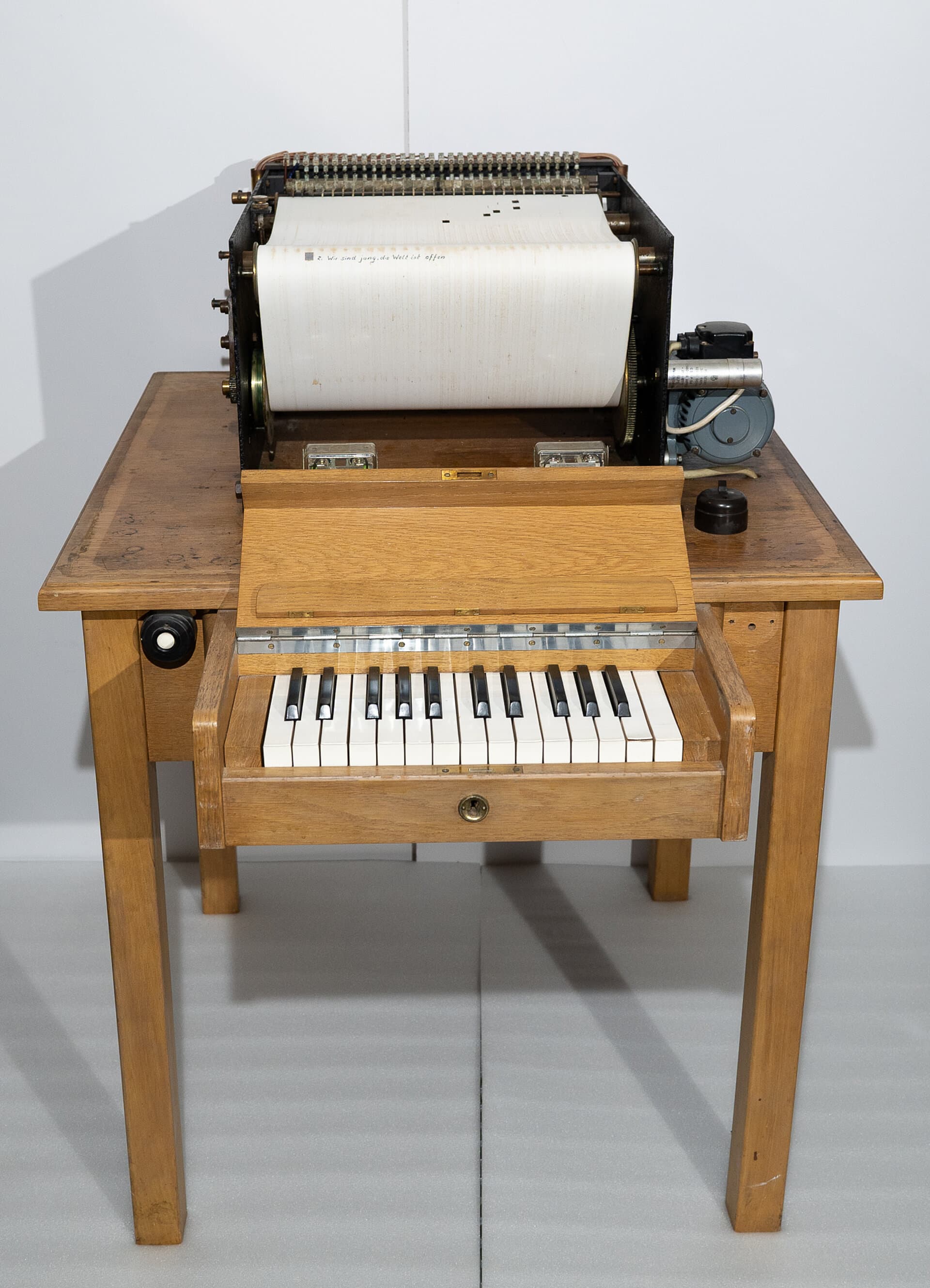 Object: ZON 000104, Firma Ed. Korfhage & Söhne, Firma Gebrüder Rincker, Sinn/Dillkreis, Glockenspiel-Automat, 1955