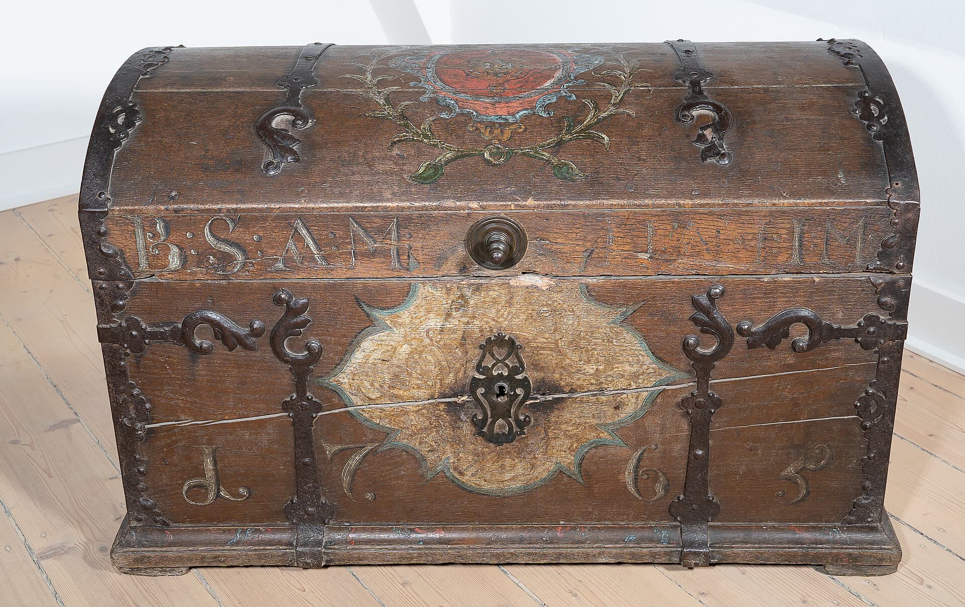 Object: M 32, N.N., Lade der Siegener Bäckerzunft, 1765